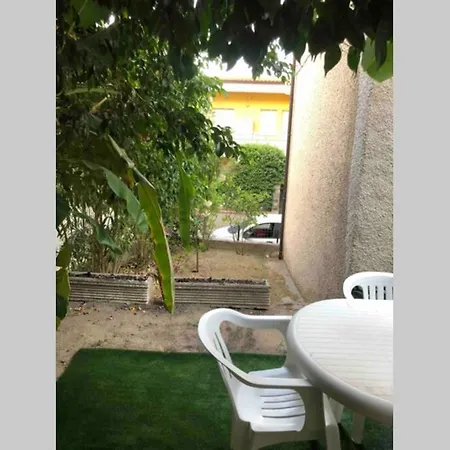 Casa Vacanze In Zona Residenziale Soverato Marina